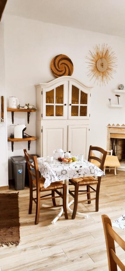 Steddueoro Bed & Breakfast เบาเนย์ ภายนอก รูปภาพ